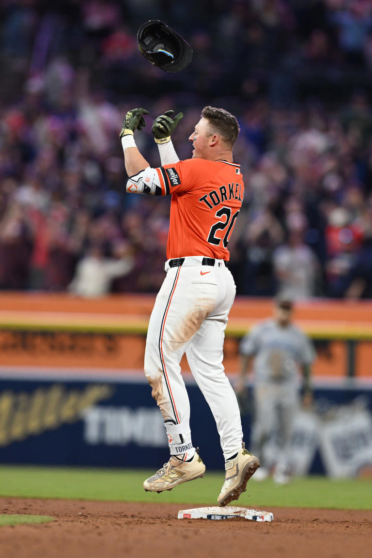 Spencer Torkelson walks off Blue Jays for Tigers win