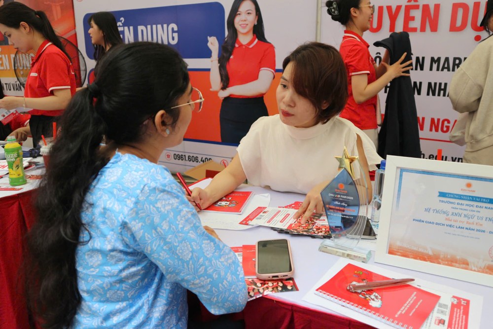 55,6% người tìm việc trong nhóm 15-34 tuổi