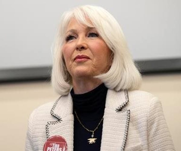 Colo. Dem gov commutes Tina Peters' sentence
