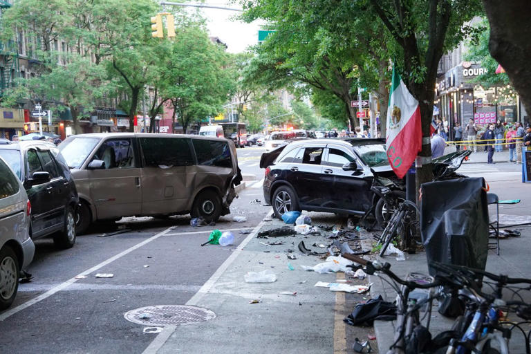 Out-of-control suspected drunk driver plows into group on NYC sidewalk ...