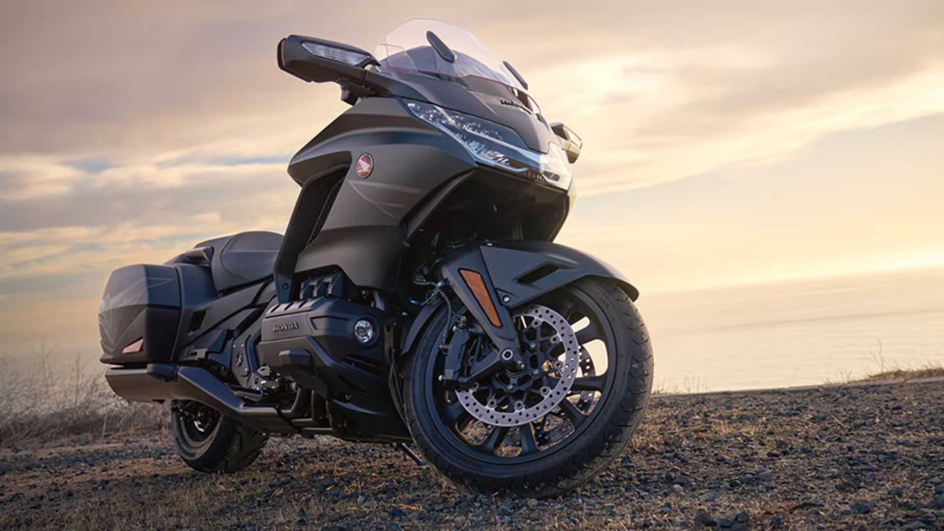 Front low profile static shot of the 2026 Honda Gold Wing outdoors.
