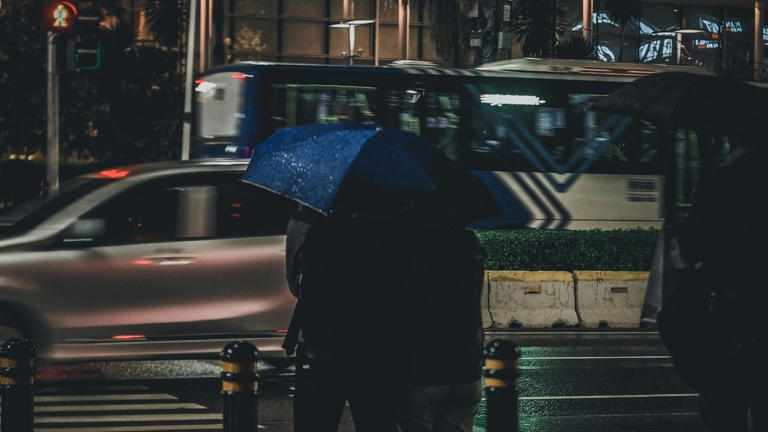 Don’t put away your umbrellas yet: Singapore is going to experience ...