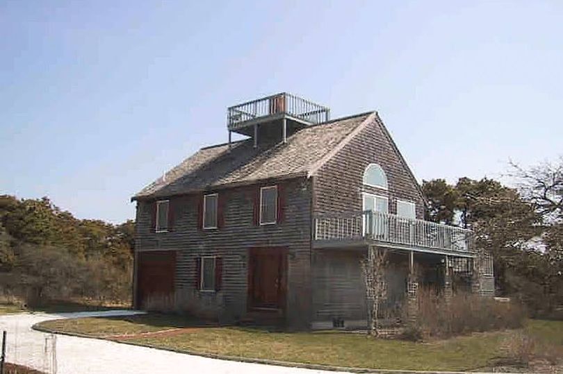 $3 million mansion on Billionaires' Island is being given away for free, with a big catch
