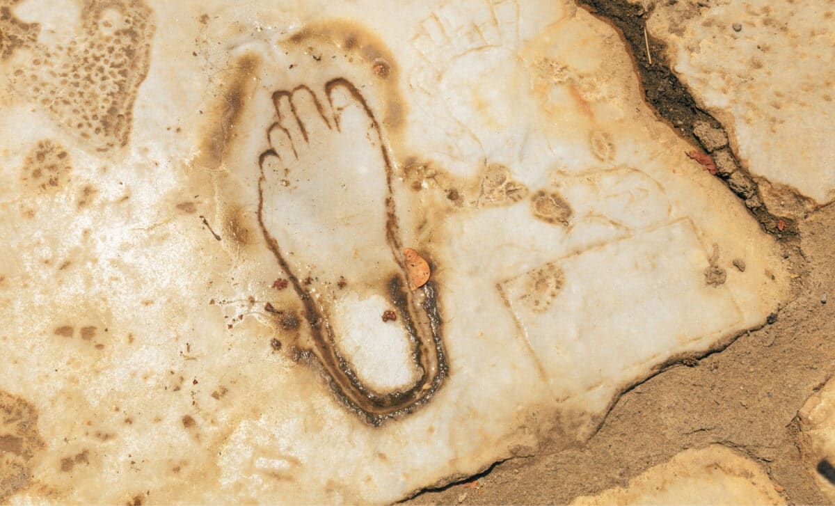 Archaeologists found 3,000-year-old footprints carved in Scandinavian ...