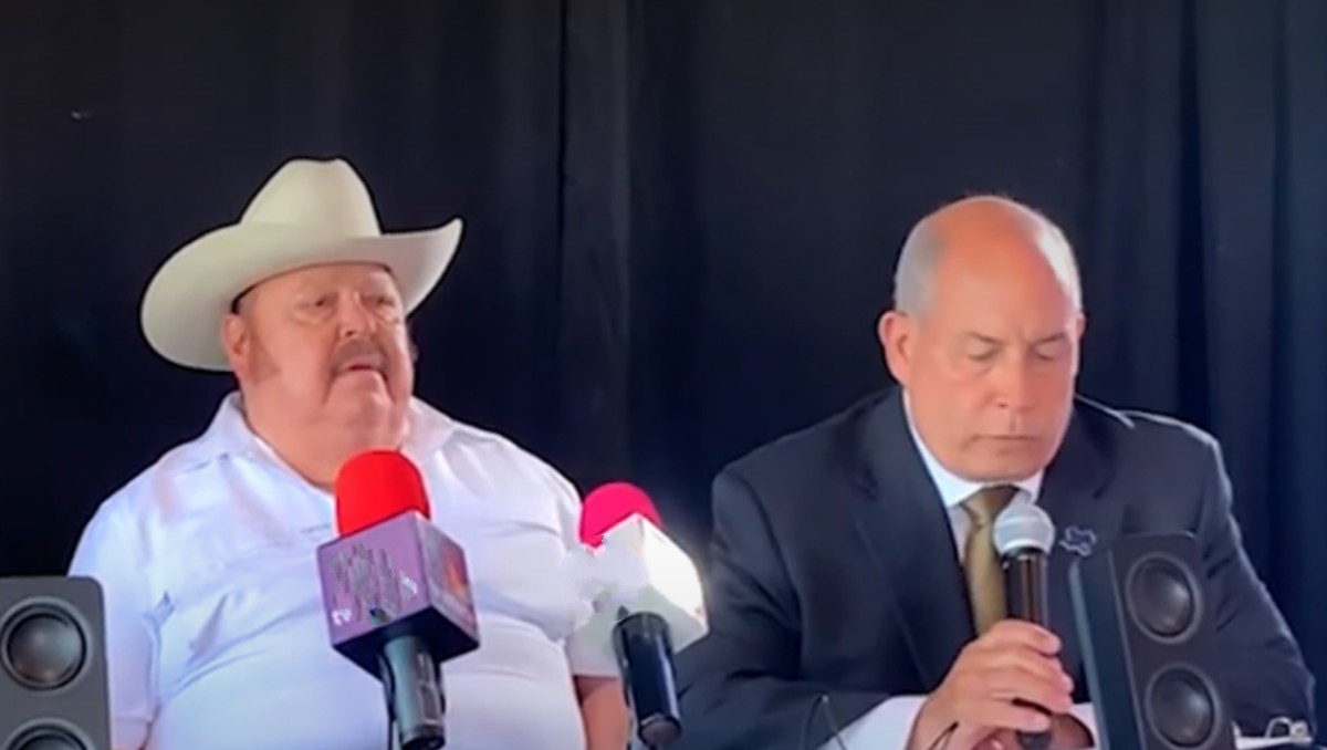 Ramón Ayala llora en conferencia de prensa tras denuncia contra Ramón ...