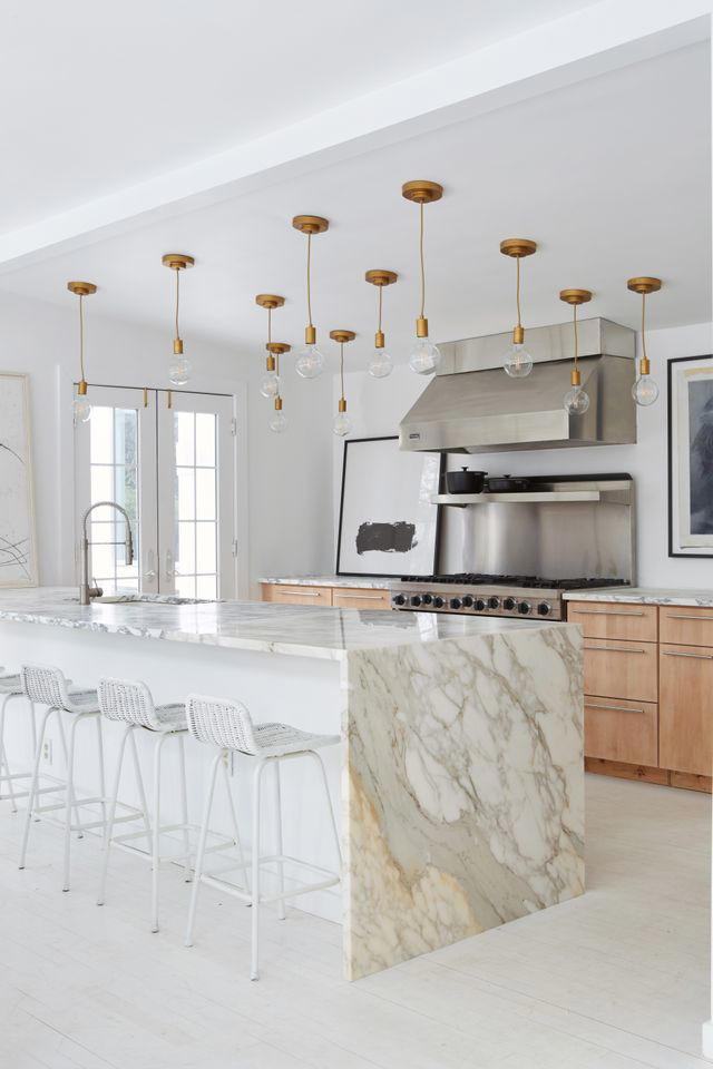 This simple countertop trick makes any kitchen look custom—and it could ...