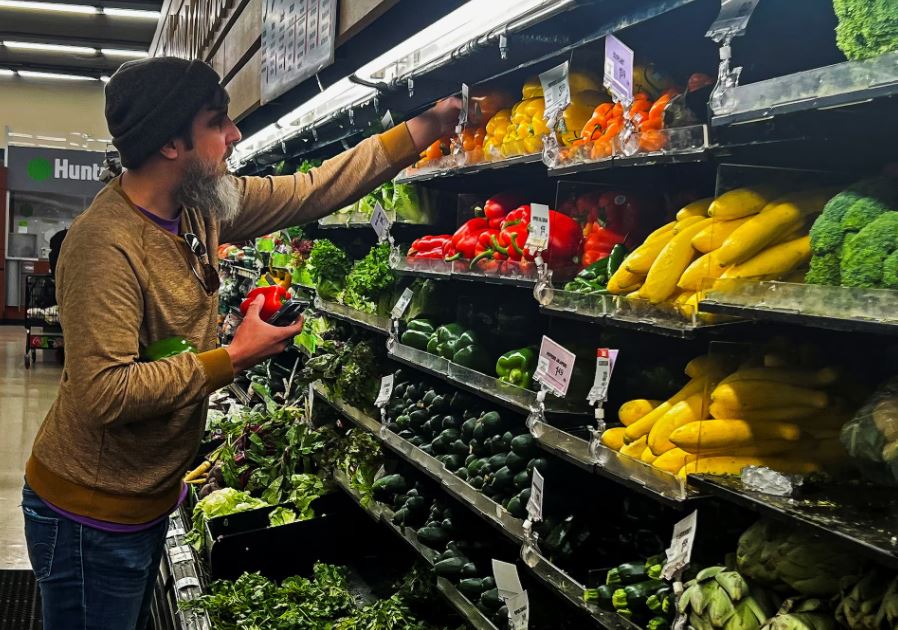 Trump tariffs will raise the cost of food for Americans