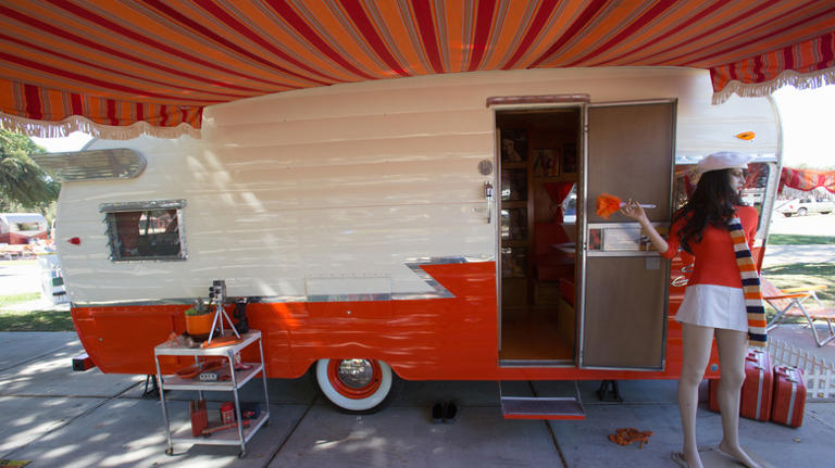 This retro winged trailer is a nostalgic choice for RV camping in 1950s ...