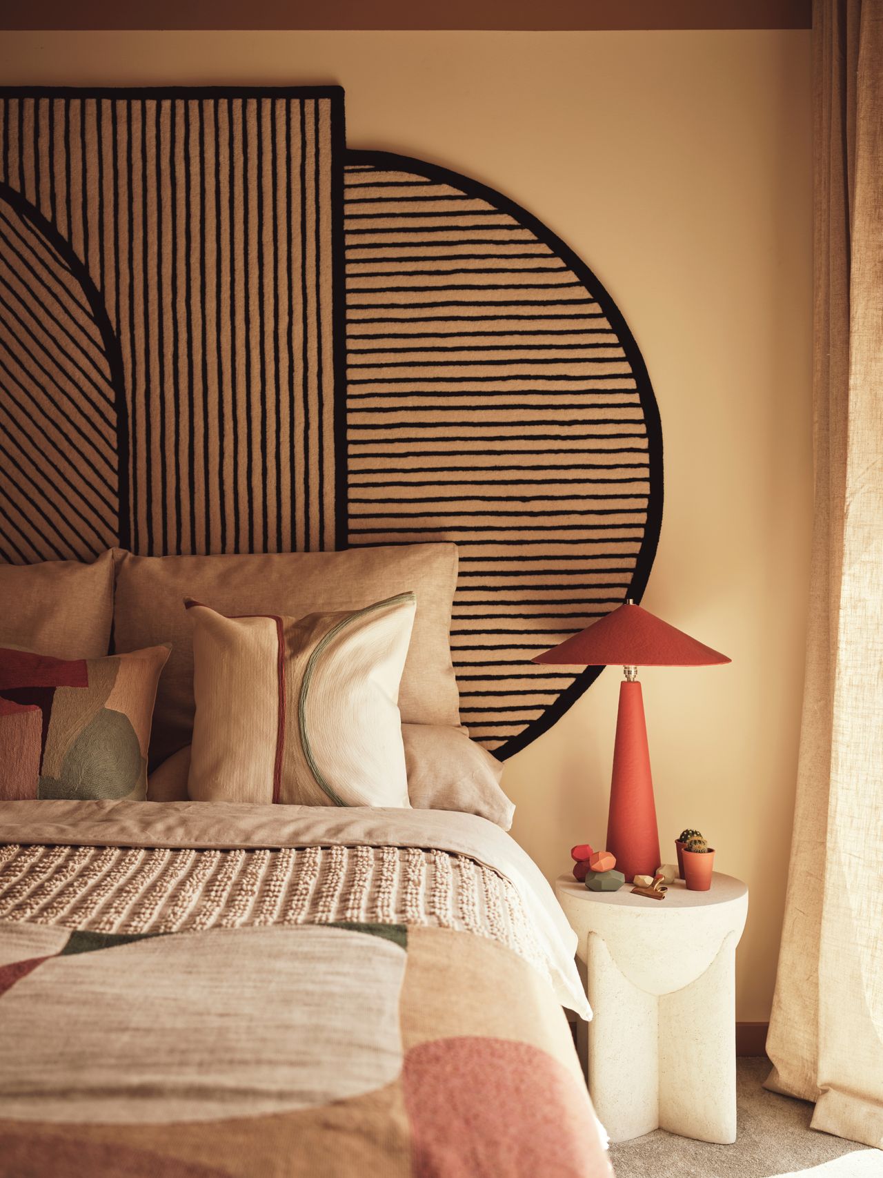 10 easy decorating hacks from interior designers to refresh your scheme ...