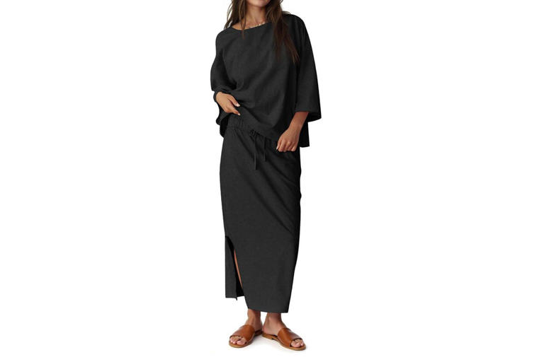 9 breezy airport outfits that feel like pajamas but look chic enough ...