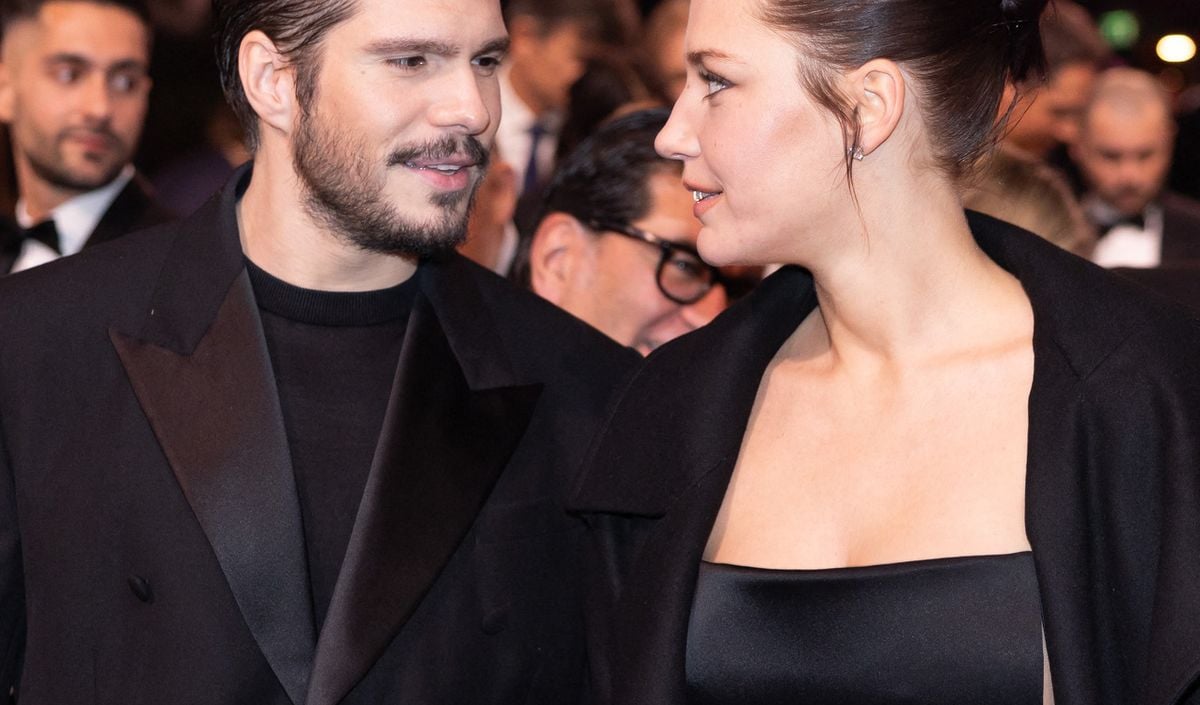 Adèle Exarchopoulos et François Civil esquivent le tapis rouge et ...