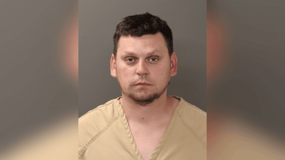 Columbus police video shows man aiming green laser at helicopter