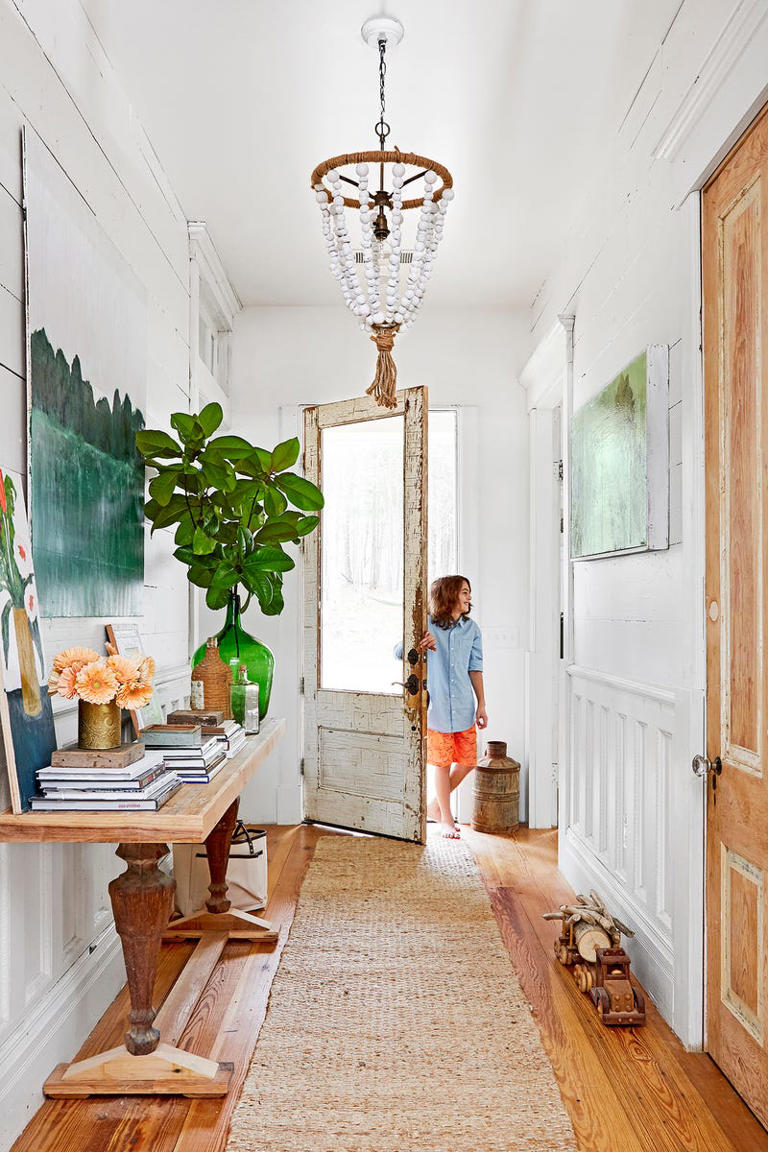 7 spring entryway ideas that instantly make your home feel more welcoming