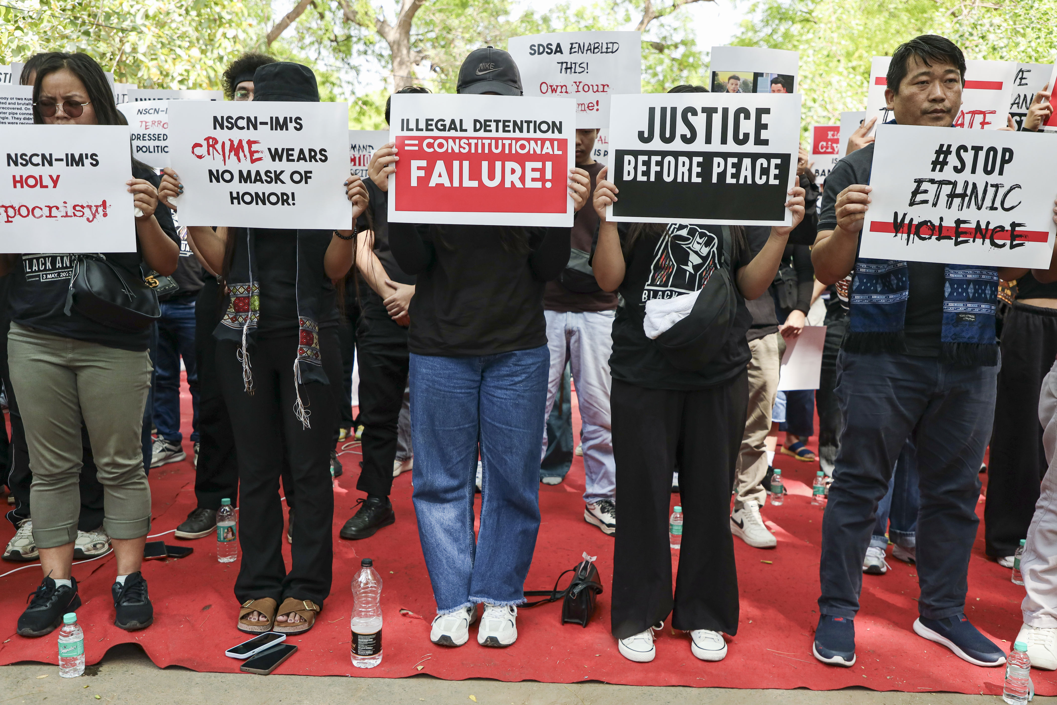 Delhi: Protest at Jantar Mantar condemns violence against Kuki-Zo community