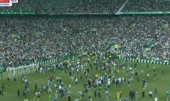 Celtic vs Hearts ends in chaos as players taken to dressing room after ...