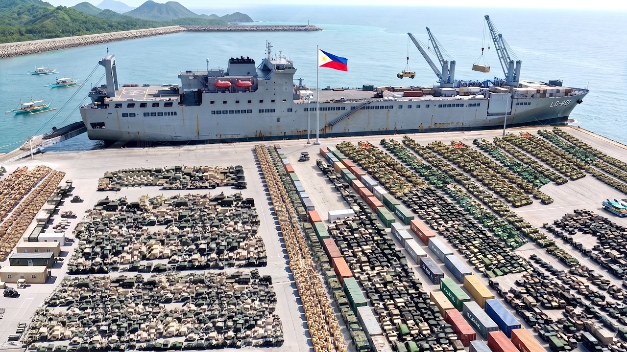How the US Unloads Billions $ Worth of Military Hardware at Asian Port