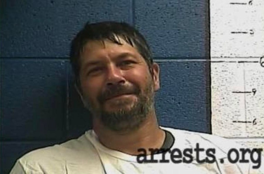 KSP searching for man wanted on arson charges near Rockcastle-Jackson ...