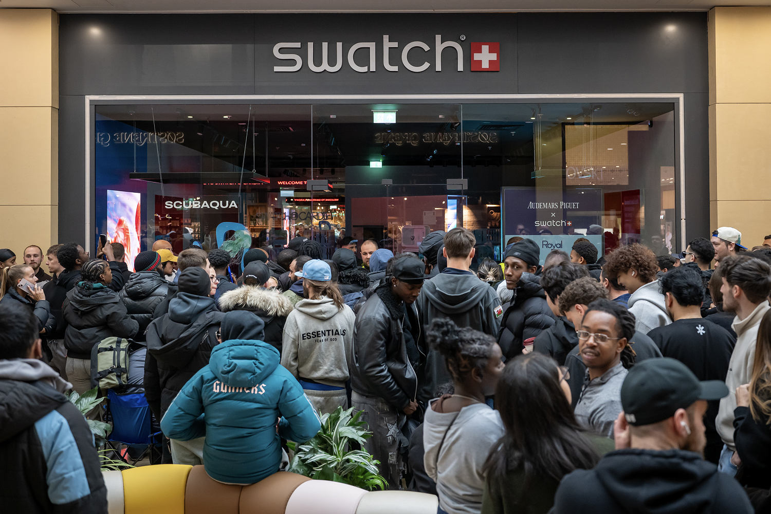 SWATCH - Homme Chrono Plastic Nocloud - SUSB103