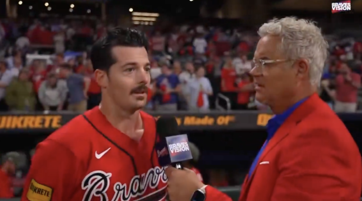 Atlanta Braves broadcaster apologizes after incident with player