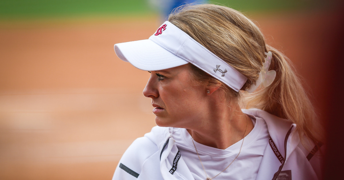 Huge UCLA second inning dooms South Carolina softball in LA Regional ...