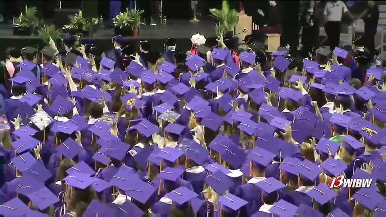 K-State holds graduation ceremonies across multiple colleges Saturday