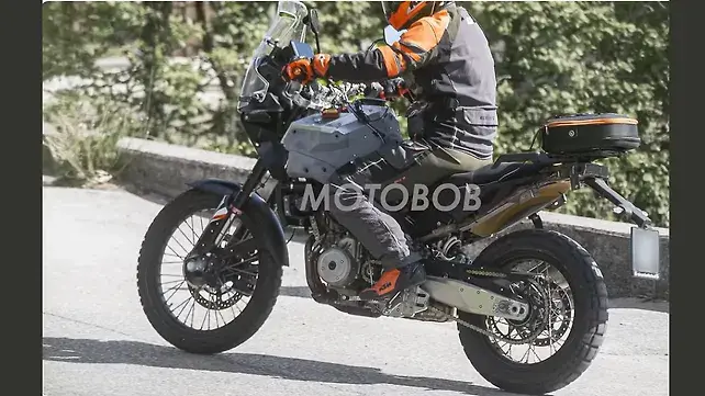 Upcoming KTM adventure with twin-cylinder engine spotted testing abroad