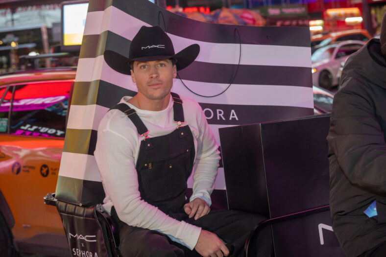 Rob Rausch stunned after fan makes wild permanent tribute
