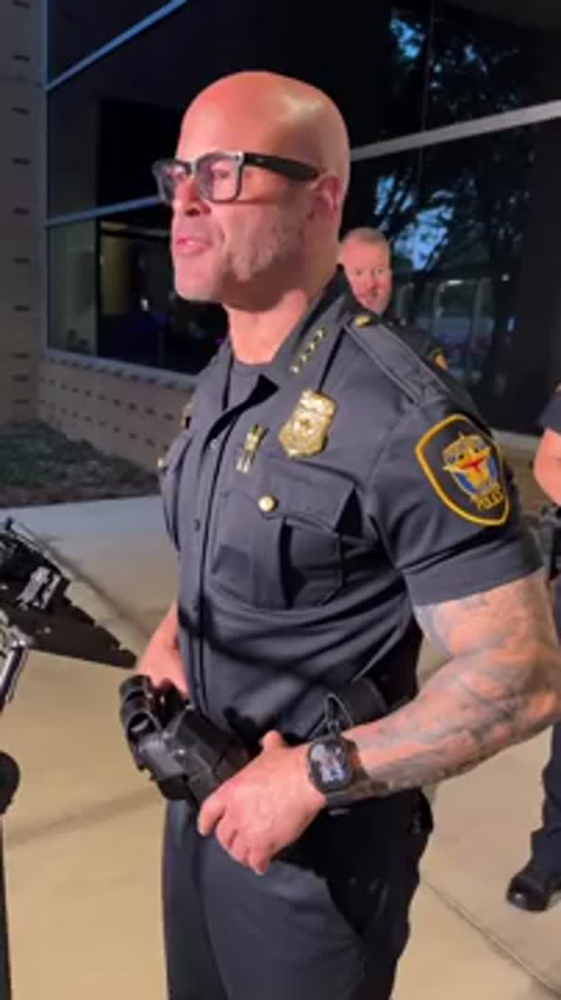 Fort Worth police fatally shoot man who tried to grab officer's gun ...