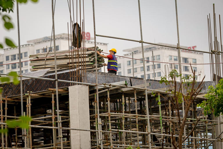 Vietnam’s US$5 billion Apec island is running out of time
