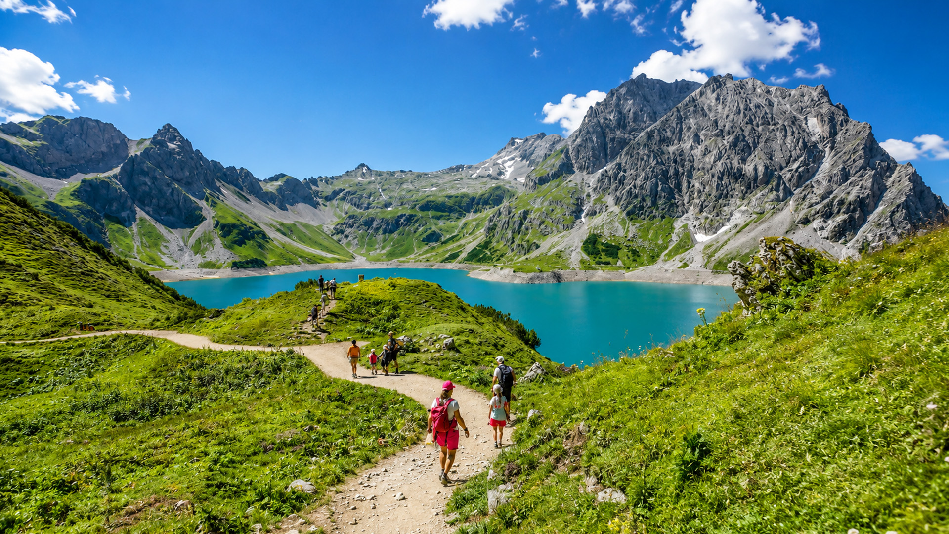 Upptäck den vackra rundleden runt Lünersee i Österrike (4K)