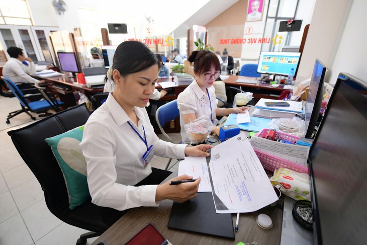 Công thức tính lương cán bộ, công chức khi tăng lương cơ sở lên 2,53 triệu từ 1-7