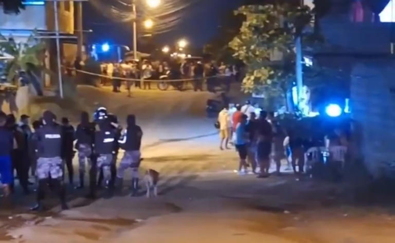 Ataque armado en cancha de voleibol deja 5 muertos y 5 heridos en ...