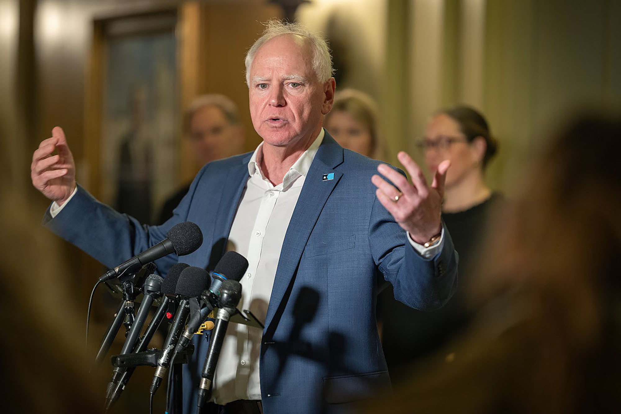 Walz Seeks Common Ground in Final Legislative Year