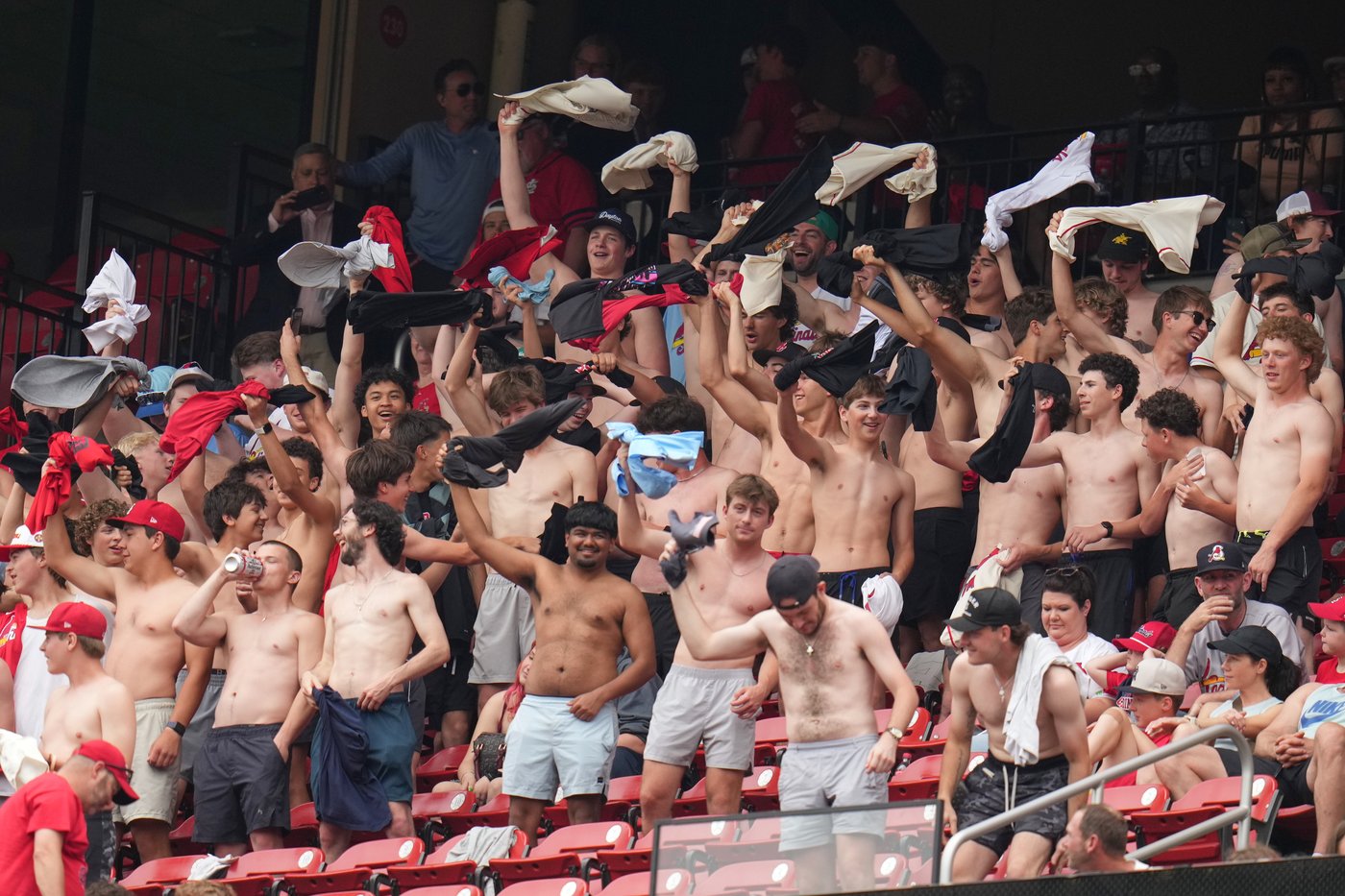 Cardinals' Marmol Funds Fans' Shirtless Celebration at Busch Stadium