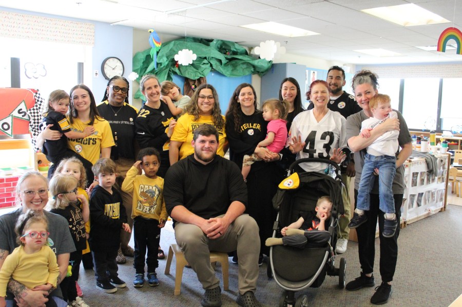 Photos: Fairmont native, Steelers center Zach Frazier connects with deaf students in Pittsburgh