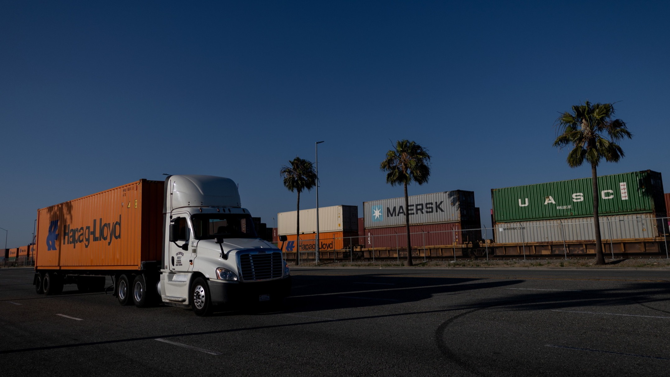 Gulf freight rates jump as shipping companies turn to trucks to move cargo