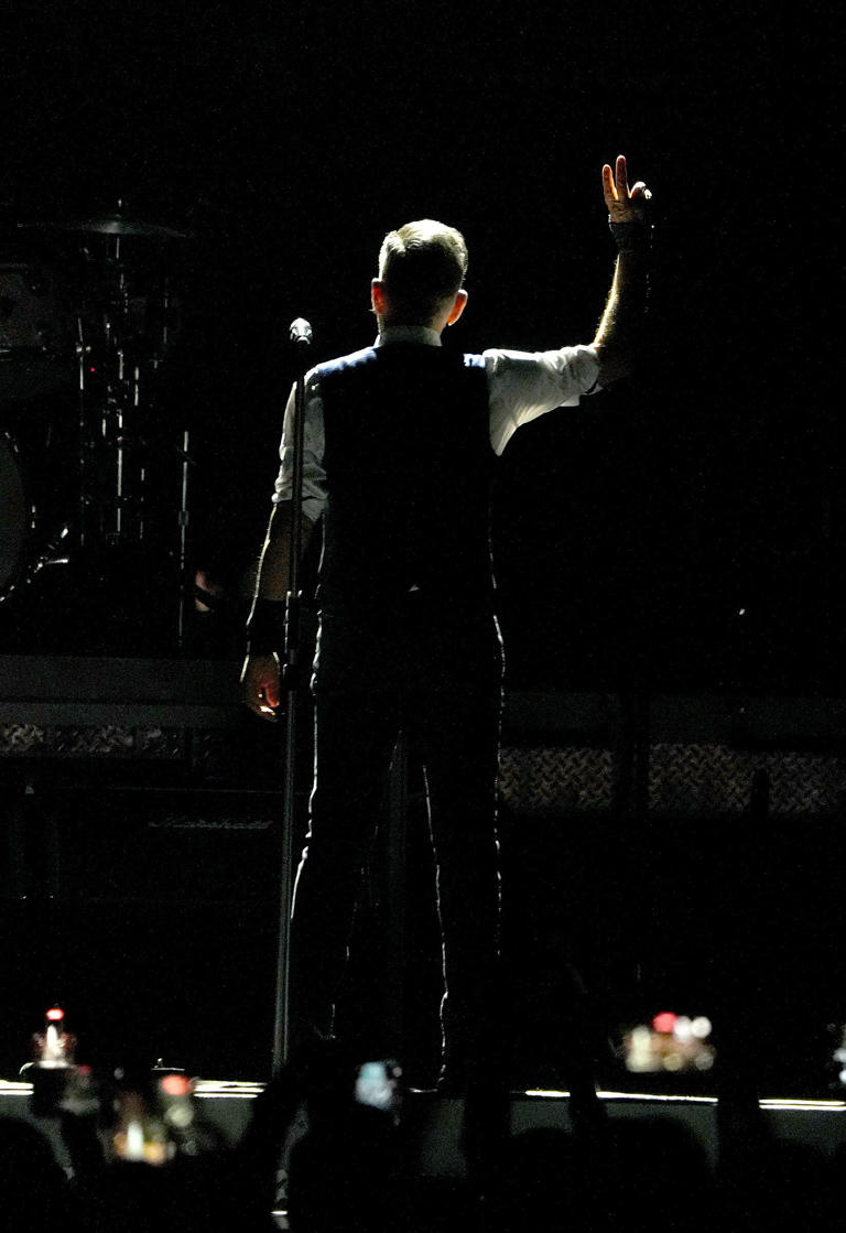 Bruce Springsteen rocks MSG faithful, and Chris Christie, on 2nd night
