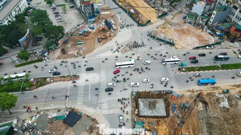 Hà Nội: Điều chỉnh giao thông tại nút giao La Thành - Nguyễn Chí Thanh để thi công metro số 5