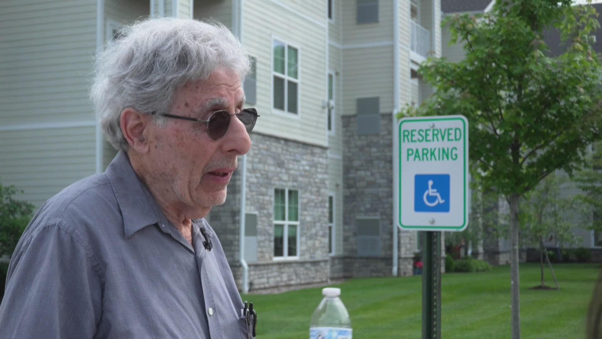 Fire forces evacuations at Middletown senior living facility