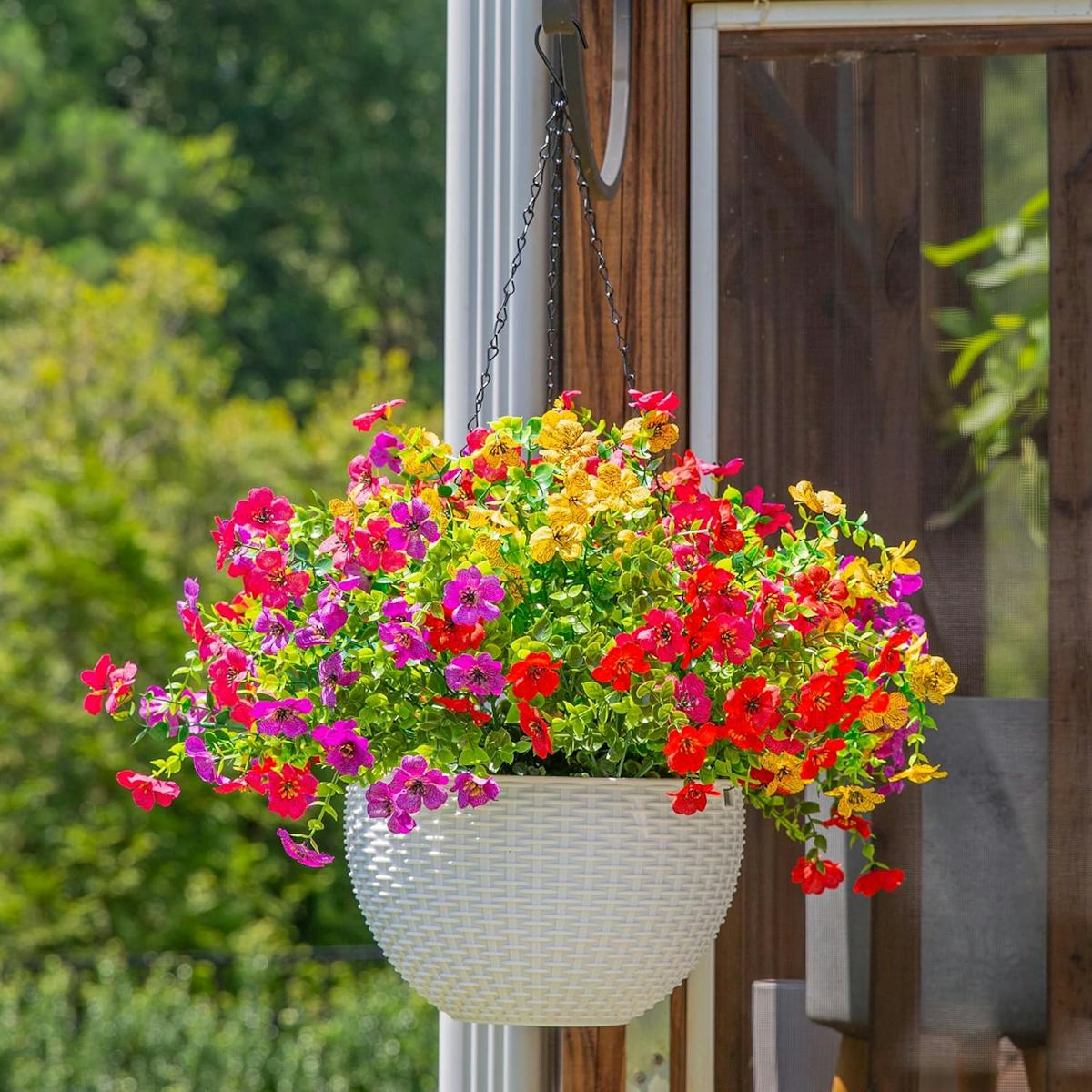 55 easy little tweaks that make your backyard way nicer for less than $30