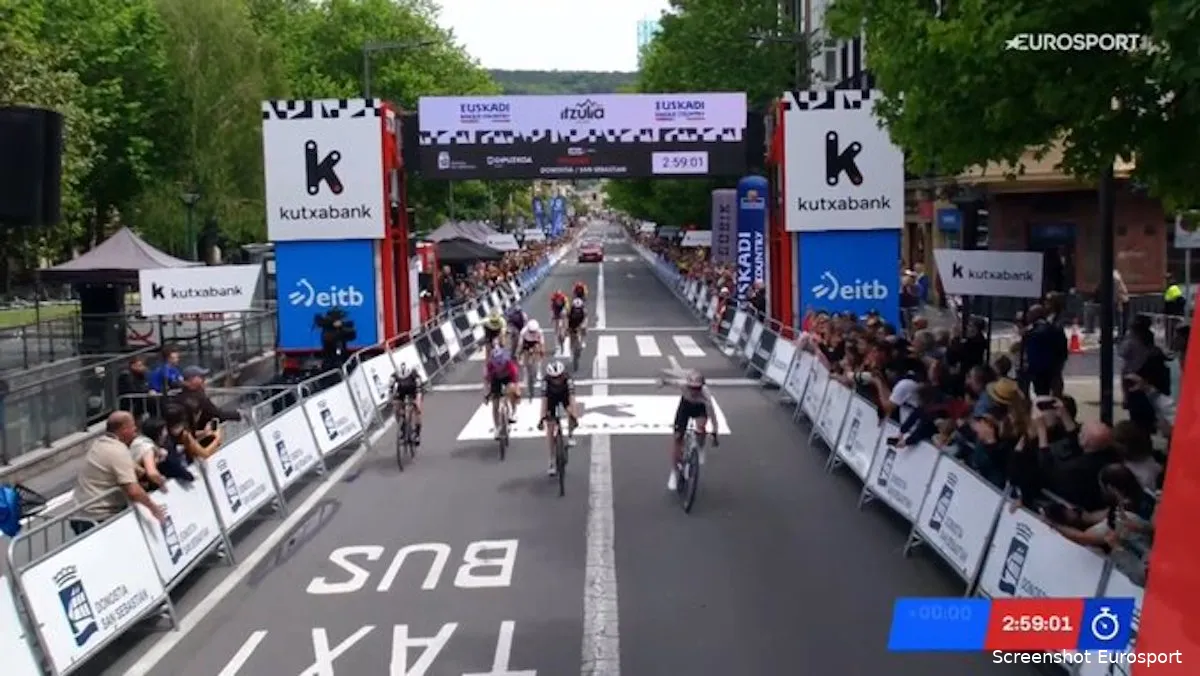 Bredewold scrapes through a breathless finale to claim the overall win ...