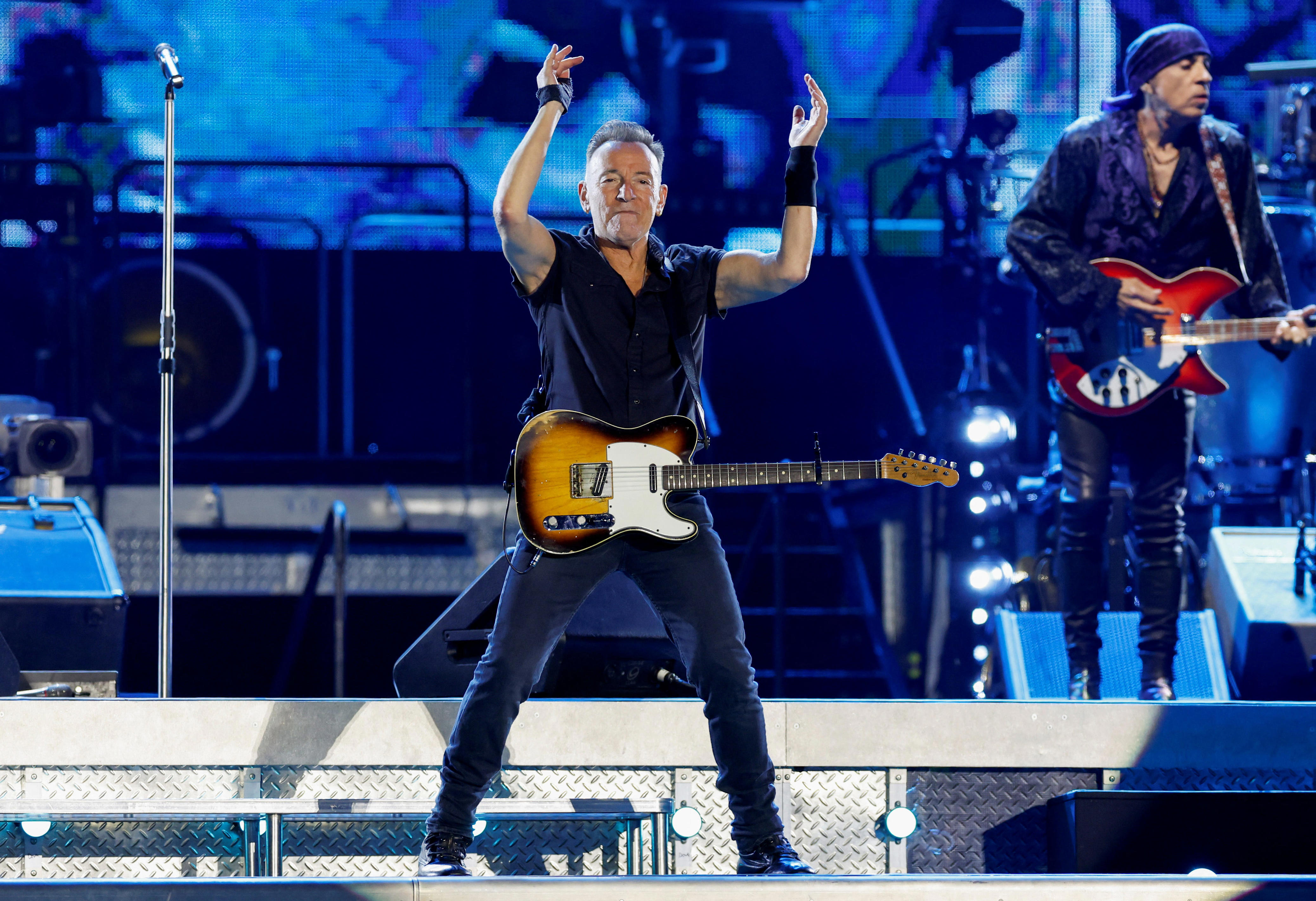 Bruce Springsteen, Traveling Milburys, Betsy Kling in Cleveland