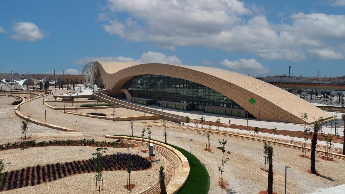 Webuild: aperta la Western Station, operativa tutta la Orange Line di ...