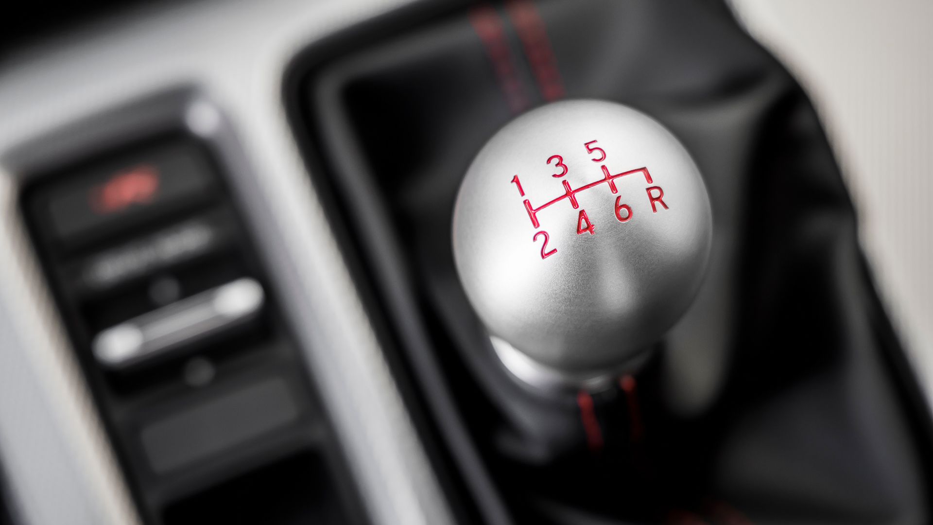 10 cars where the manual is actually the quicker choice