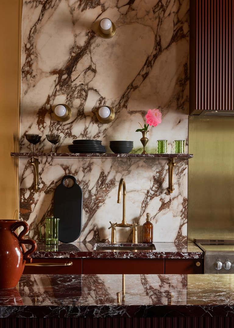6 kitchen backsplashes that are making your kitchen look cheap — and ...