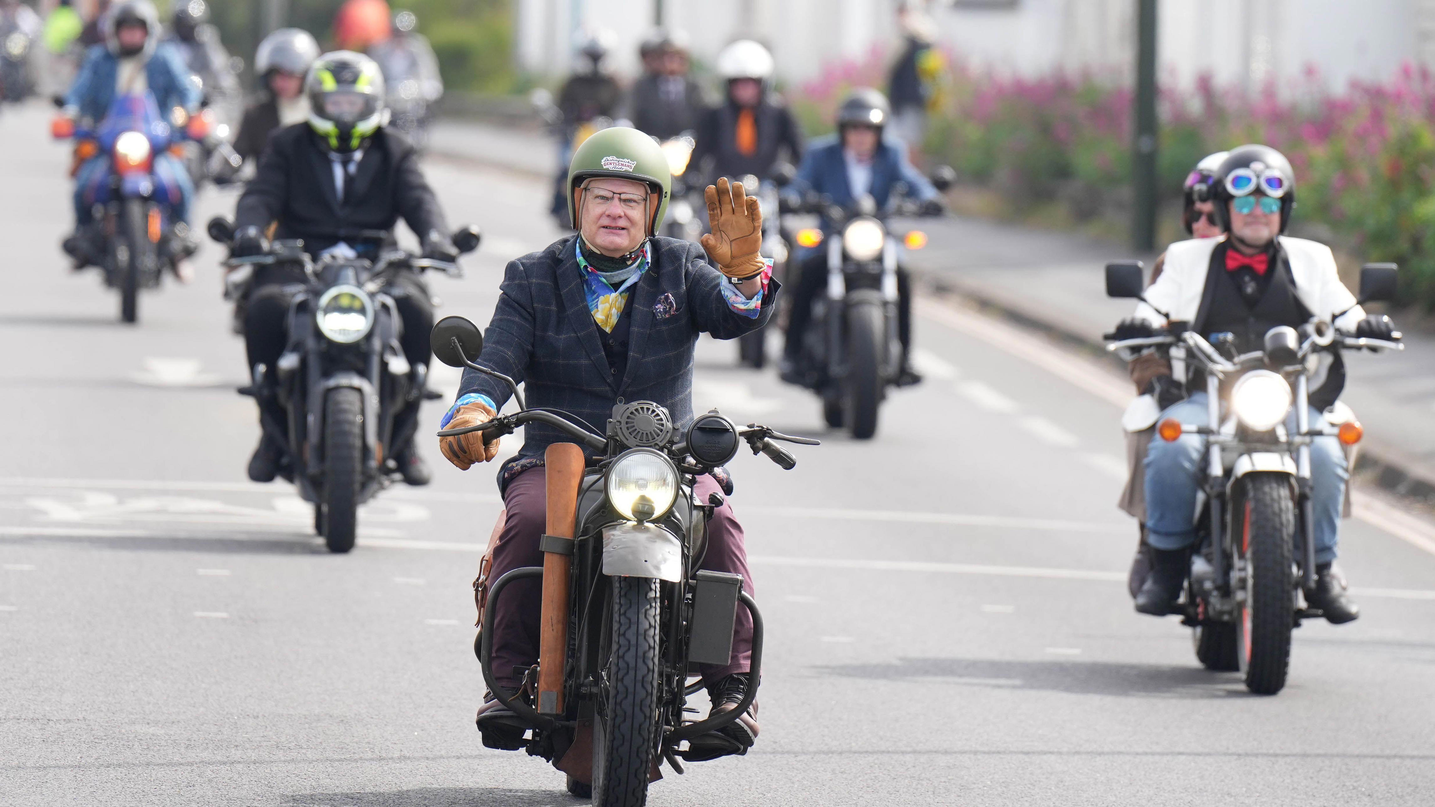 More than 1,000 motorcyclists gather for charity ride