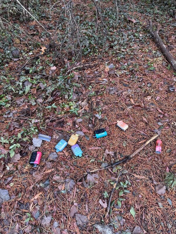 dropped disposable vape on floor Dropped Disposable Vape On Floor Lost Mary BM6000 Pineapple Ice 6000 Disposable  Vape – Royal Vapes main image 1