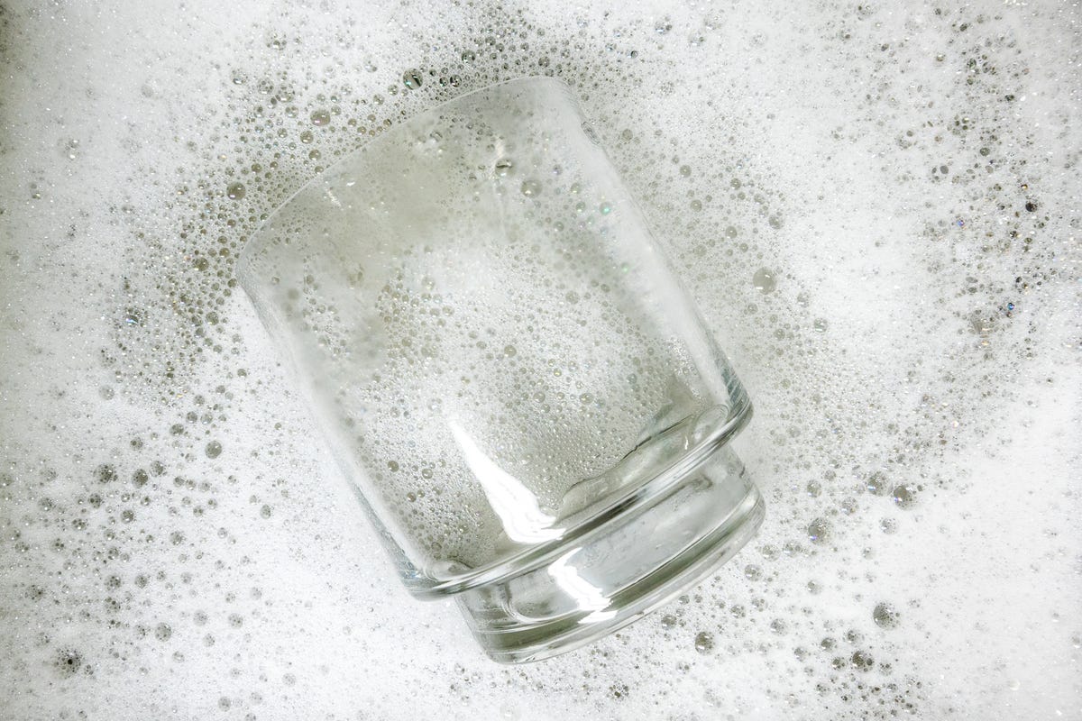 washing-vase.jpg