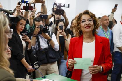 El PP gana las elecciones en Andalucía sin mayoría absoluta y el PSOE ...