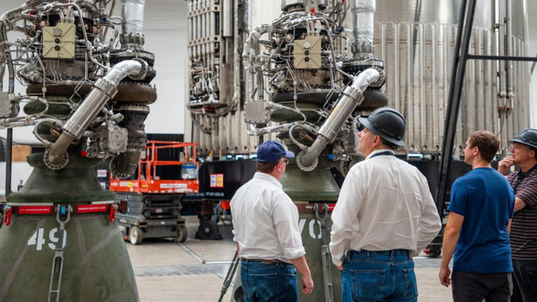 Starship V3’s new Raptor 3 engines now produce 250 tonnes-force at sea ...